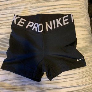 Nike pro training shorts size M